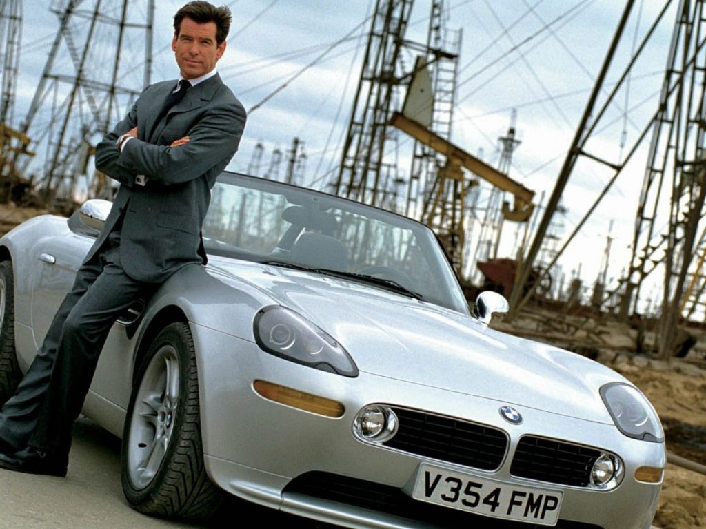 james bond in baku oil fields pierce brosnan in 2 1 THE ASHGABAT TIMES