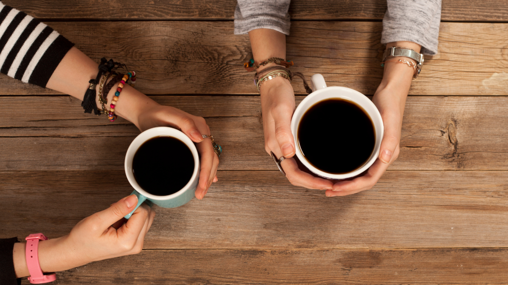 Слишком-много-сливок-и другие-ошибки,-которые-делают-кофе-вредным-для-здоровья