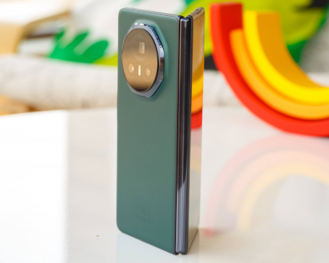 honor-отказалась-от-выпуска-складного-смартфона-magic-v4.-Но-все-не-так-плохо