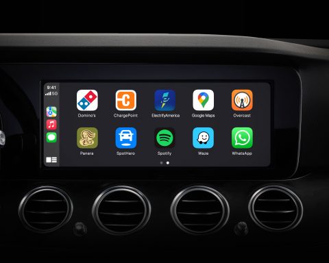 Обновление-ios-18.4-нарушило-синхронизацию-между-iphone-и-carplay