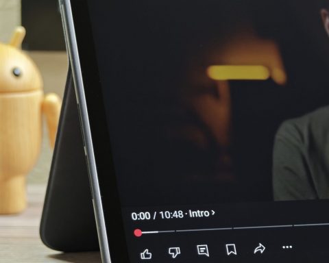 google-улучшит-в-android-16-потоковую-передачу-музыки-и-видео