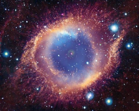 Несколько-устройств-nasa-сняли-звезду,-«умертвившую»-планету