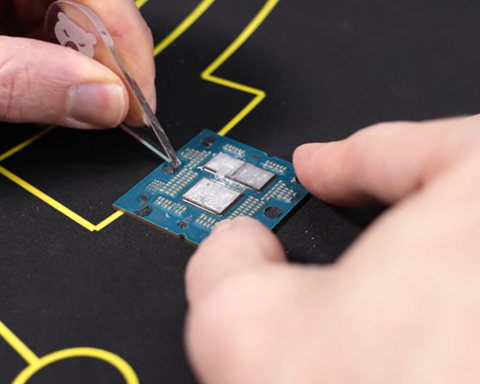 Температуру-процессора-ryzen-9-9950x3d-удалось-снизить-на-23-°c-с-помощью-скальпирования