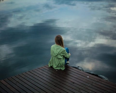 Психолог-объяснил,-чем-полезно-для-нас-одиночество