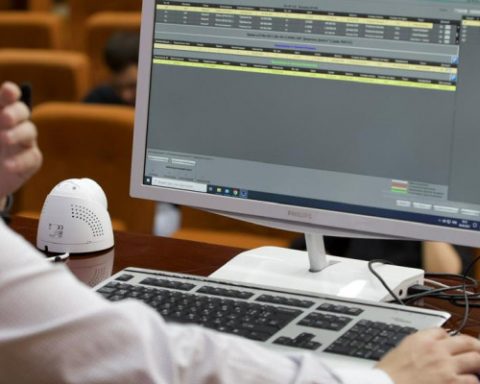 В-понедельник,-на-биржевых-торгах-были-реализованы-продукции-нефтехимии