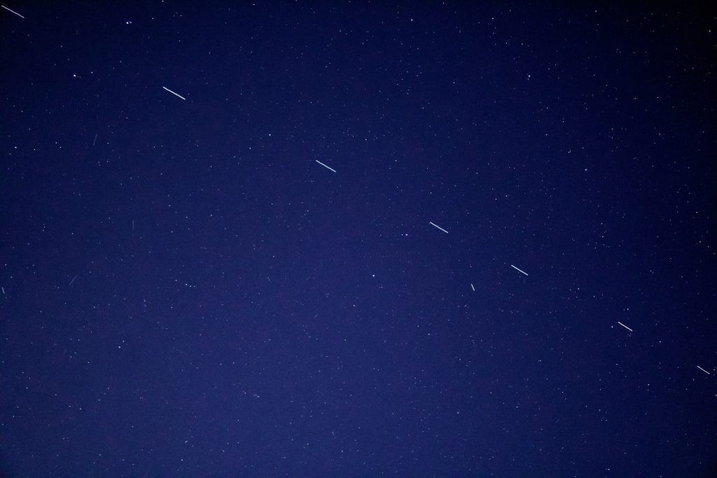 Бразилия-разрешила-запуск-7 500-новых-спутников-starlink