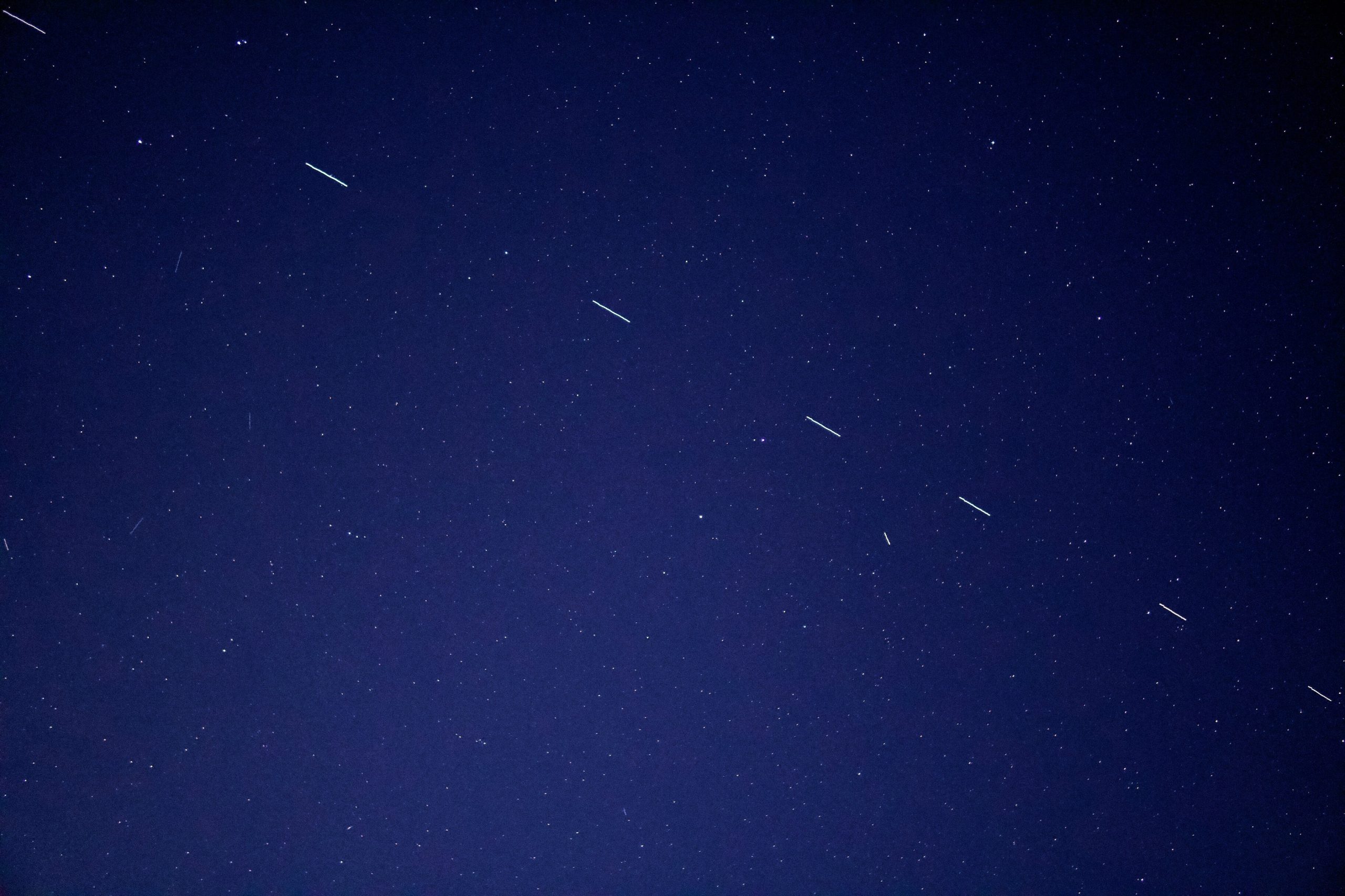 Бразилия-разрешила-запуск-7 500-новых-спутников-starlink