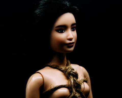 Куча-электроники-не-помогла-немецкой-полиции-отличить-секс-куклу-от-трупа