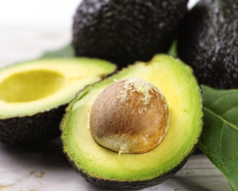 Авокадо-и другие-продукты,-которые-сжигают-жир-быстрее,-чем-скручивания