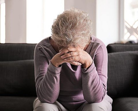 Инсульт,-деменция-и депрессия-у пожилых-оказались-связаны-с 17-факторами-риска