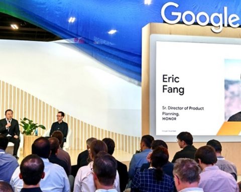 honor-внедрит-новые-ИИ-функции-в-смартфоны-совместно-с-google