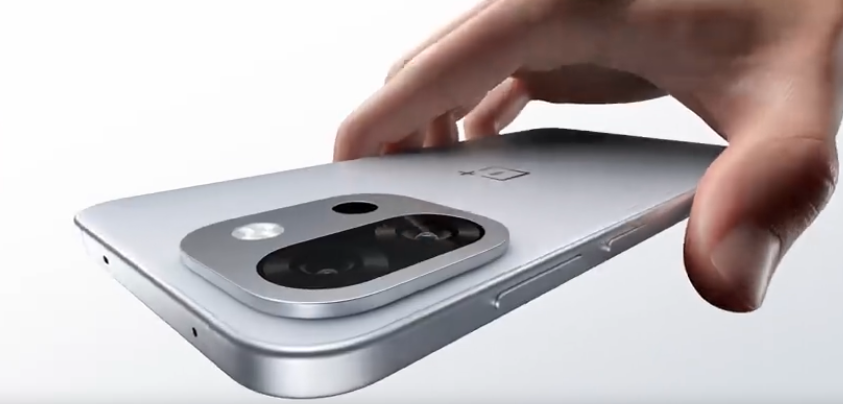 oneplus-13t:-компактный-флагман-с-дизайном-в-стиле-iphone-показали