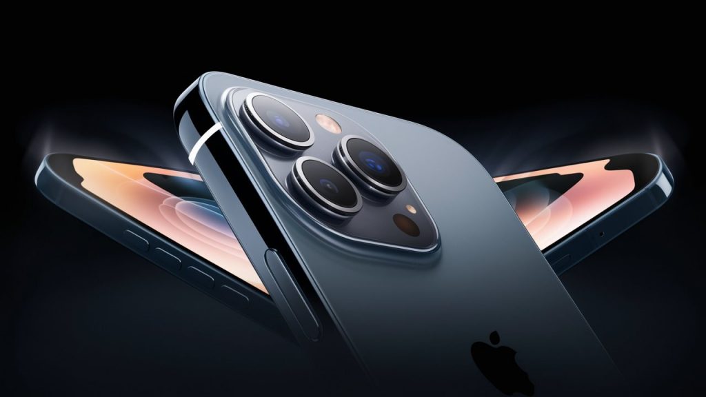 Складной-iphone-получит-внутренний-7,76-дюймовый-экран-с-разрешением-2713×1920