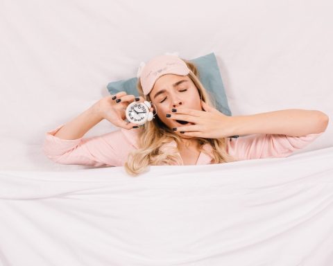 Учёные-в-очередной-раз-подтвердили,-что-спать-нужно-ложиться-до-полуночи