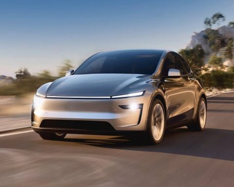 Запуск-доступного-tesla-model-y-отложили