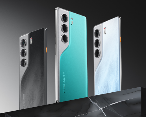 Объявлены-российские-цены-камерафонов-среднего-уровня-tecno-camon-40