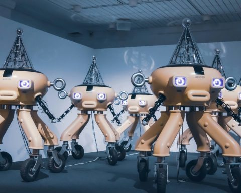 Россияне-рассказали-о-своём-отношении-к-распространению-роботов