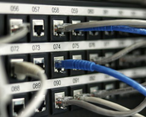 tp-link-под-прицелом-США:-антимонопольный-скандал-и-угроза-безопасности