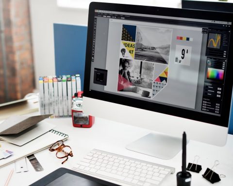 adobe-создала-инструмент-для-контроля-ИИ-сканеров,-обучающих-нейросети