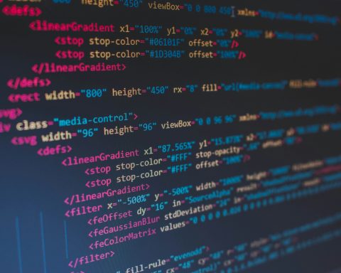 Крупные-российские-банки-на-90%-перешли-на-отечественное-ПО