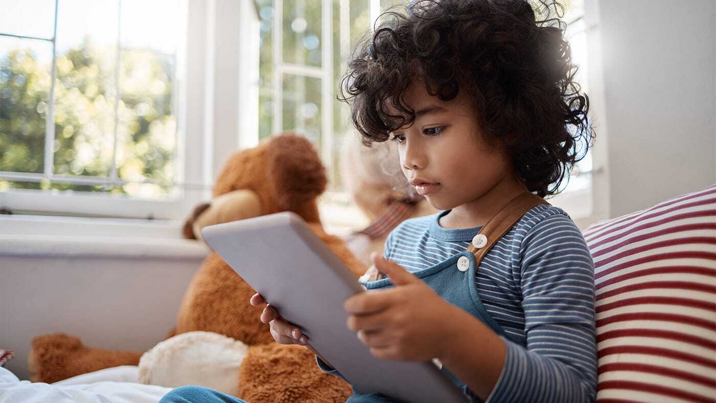 Выбор-качественного-контента-и-другие-способы-сделать-время-ребёнка-перед-экраном-полезным