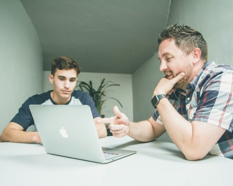 Названы-самые-популярные-ИИ-среди-россиян