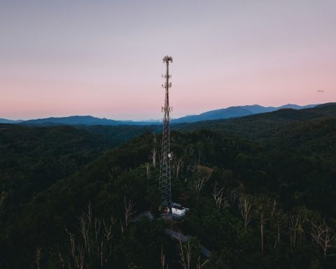 «Билайн»-и-yadro-протестировали-российские-базовые-станции-lte