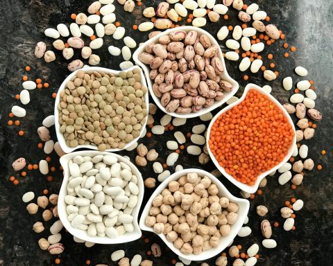 Диетолог-рассказал,-что-бобовые-—-дополнение,-а-не-основная-пища