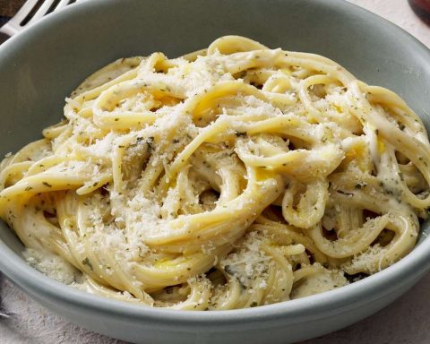 Раскрыт-секрет-приготовления-идеального-соуса-для-пасты:-всё-дело-в-воде