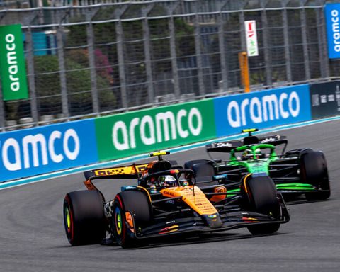 Формула-1-Гран-при-Майами-Смотреть-онлайн.-live-трансляция