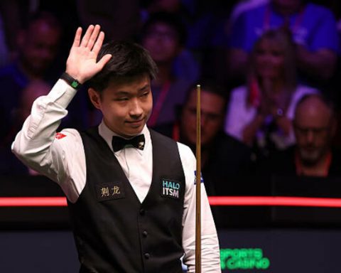 Впервые-китаец,-впервые-аматор!-Чжао-Синьтун-стал-чемпионом-мира-по-снукеру