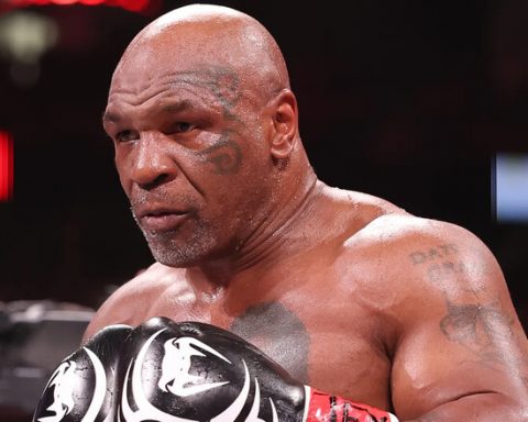 Майк-ТАЙСОН:-«Я-в-шоке,-не-могу-поверить.-Он-просто-вырвал-у-него-сердце»