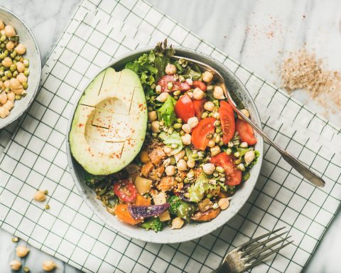 Нарушение-работы-кишечника-и-не-только:-названы-последствия-избытка-белка-в-организме