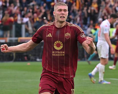 Итальянский-журналист:-«Довбик-–-это-самый-странный-случай»