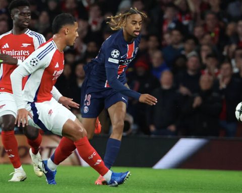 ПСЖ-–-Арсенал-Лига-чемпионов-Смотреть-онлайн.-live-трансляция