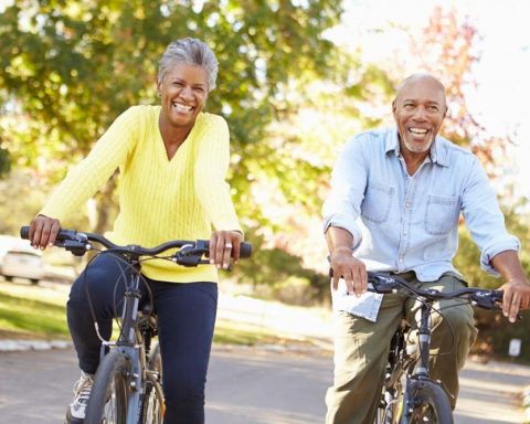 Обнаружено,-что-с-возрастом-мы-меньше-занимаемся-спортом-из-за-изменений-в-мозге