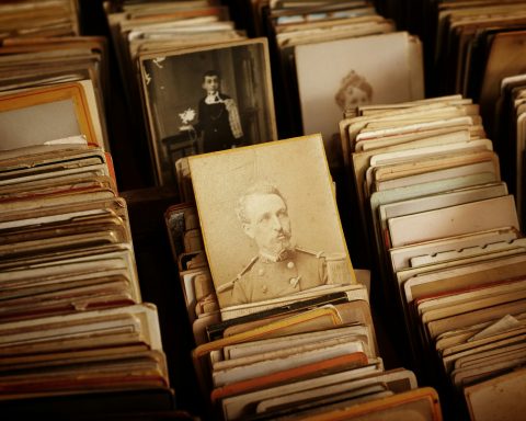 В-России-запустили-сервис-поиска-исторического-двойника-по-фото