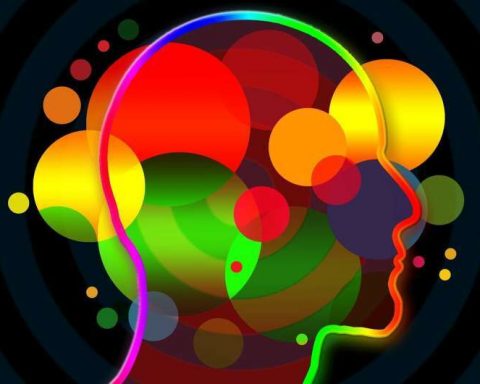 Учёные-обнаружили,-что-люди-больше-склонны-сопереживать-группе,-а-не-отдельному-человеку