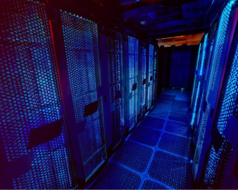 Разработчиков-испанского-суперкомпьютера-заподозрили-в-растрате-денег