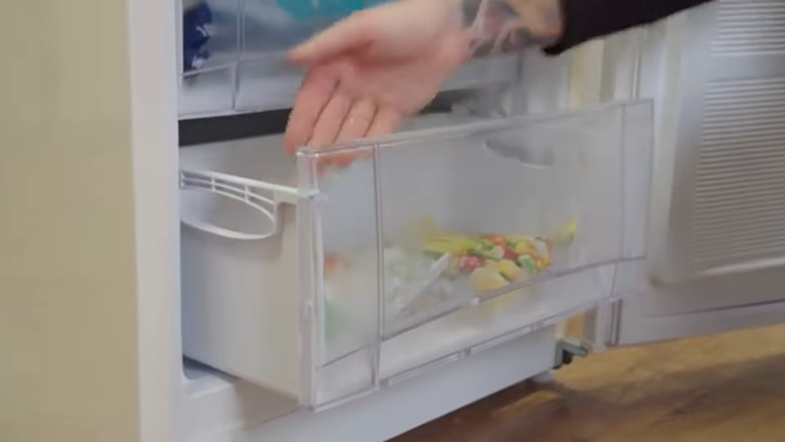 Ремонтник-назвал-8-самых-надёжных-холодильников-в-2025-г.