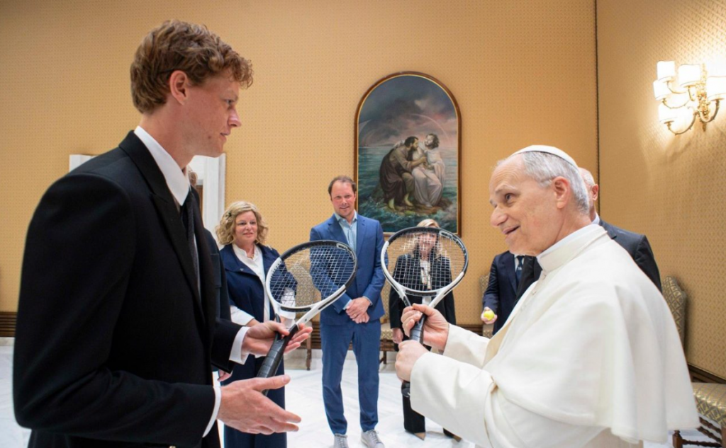 Папа-римский-встретился-с-Синнером,-про-которого-ранее-пошутил