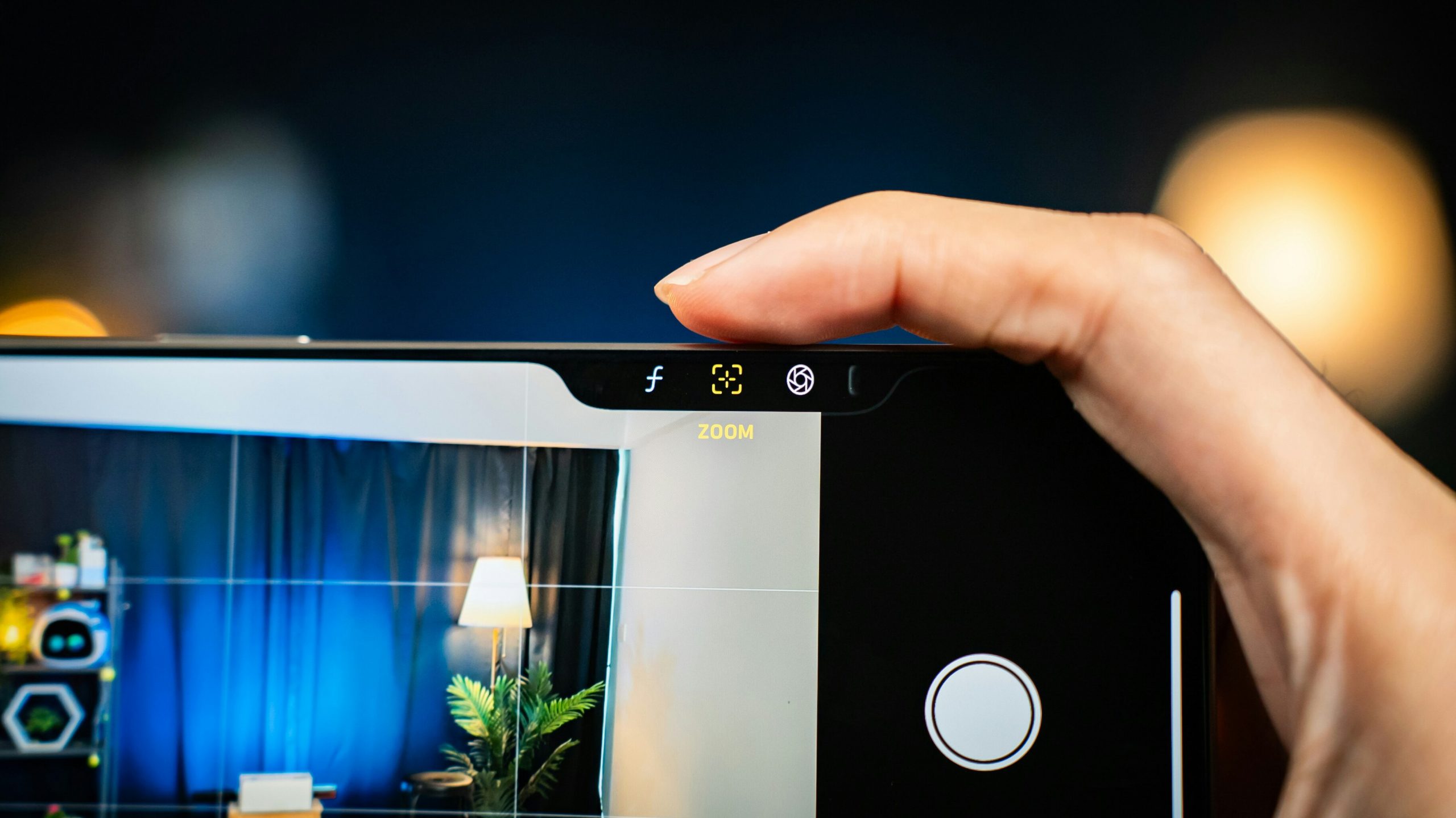 Трамп-попросил-apple-не переносить-производство-iphone-в Индию