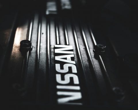 nissan-потерял-рекордные-$4,5-млрд,-но-компания-намерена-«выжить»