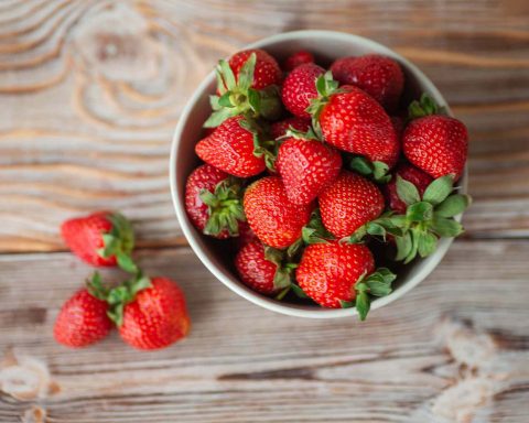 Улучшение-здоровья-сердца-и-другие-преимущества-клубники-для-организма