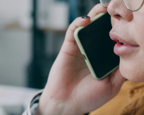 Билайн-начнёт-автоматически-перенаправлять-подозрительные-звонки-в-службу-безопасности-банка