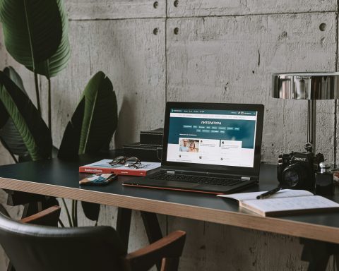 Разработан-ИИ-для-анализа-аудитории-в-социальных-сетях