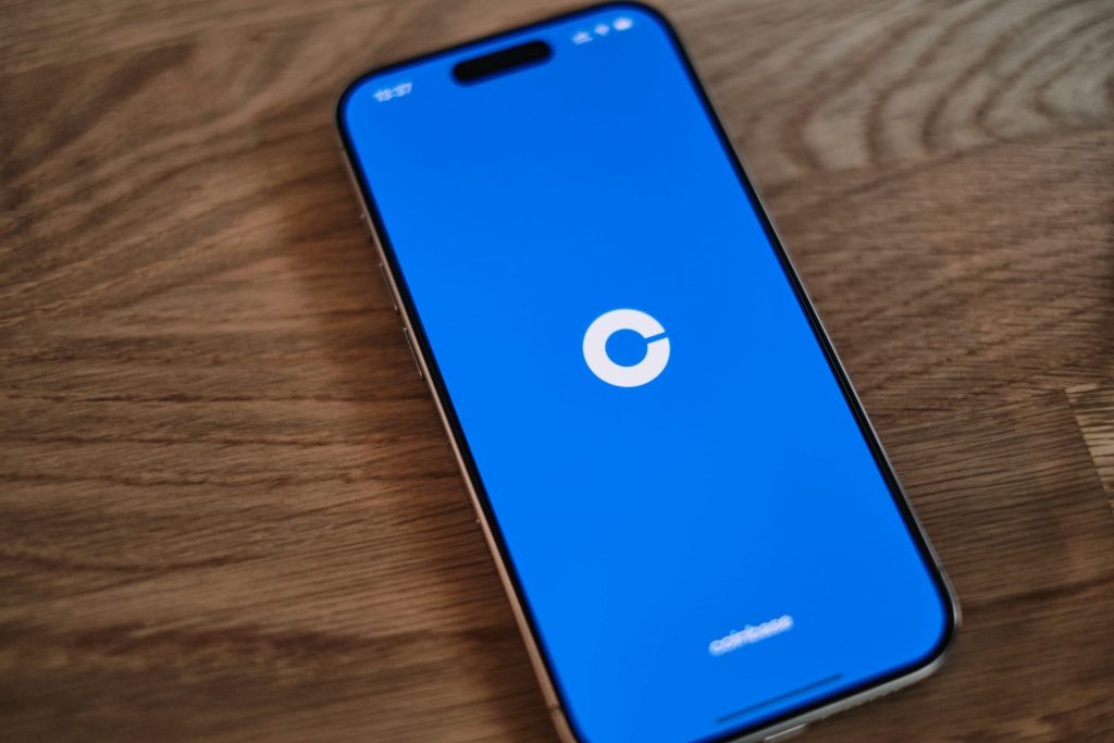 Оказалось,-утечку-данных-клиентов-криптобиржи-coinbase-устроили-сотрудники