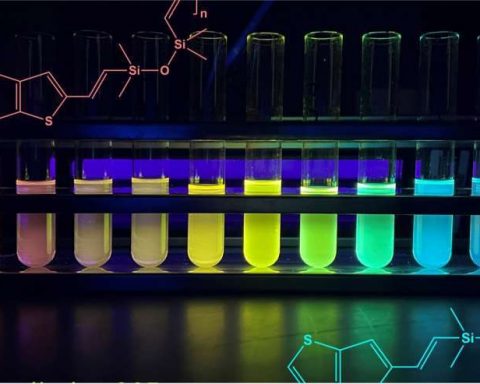 Создан-цветной-силикон,-который-проводит-электричество