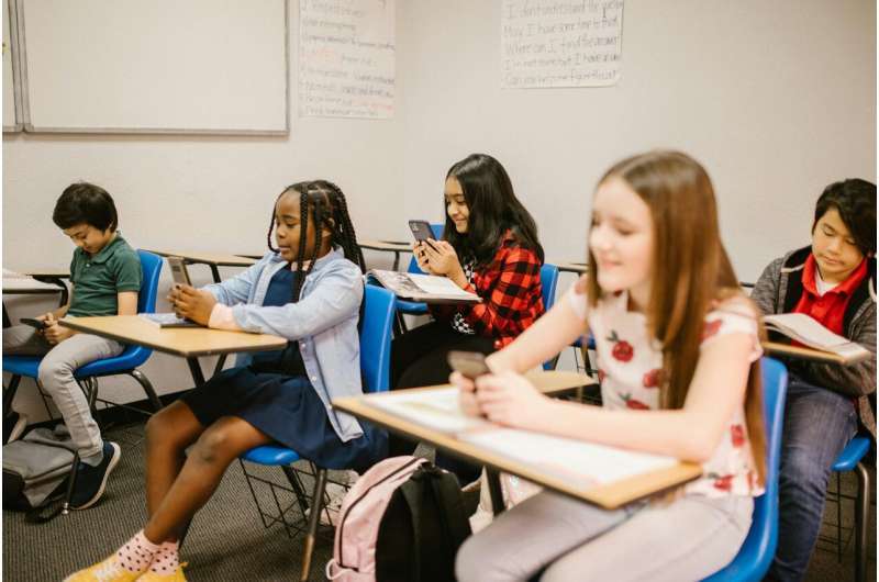 Доказано:-социальные-сети-усиливают-депрессию-у-подростков