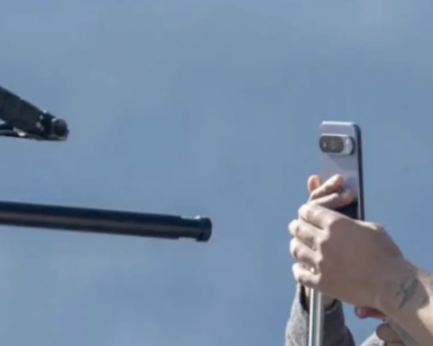 В Сети-появились-кадры-со съемок-рекламы-google-pixel-10